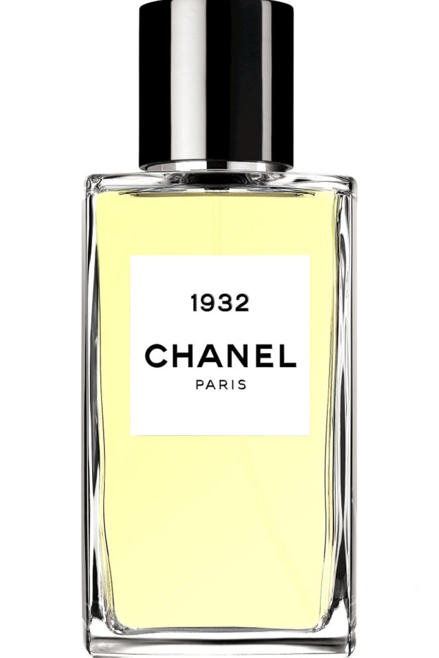 1932